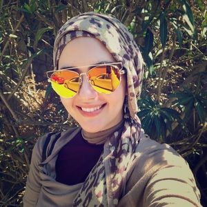 Meet your Posher, Jeedah